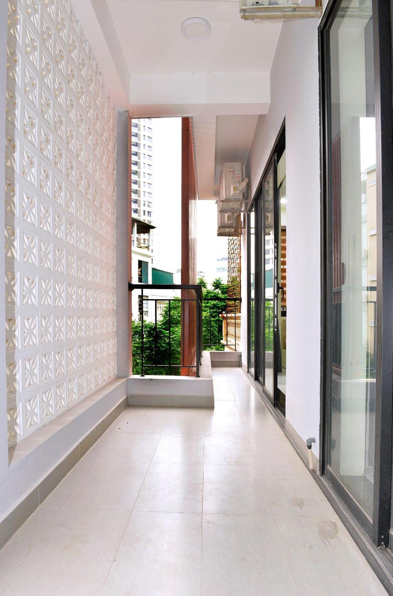 Era Apartment Xuan Thuy ハノイ市 エクステリア 写真