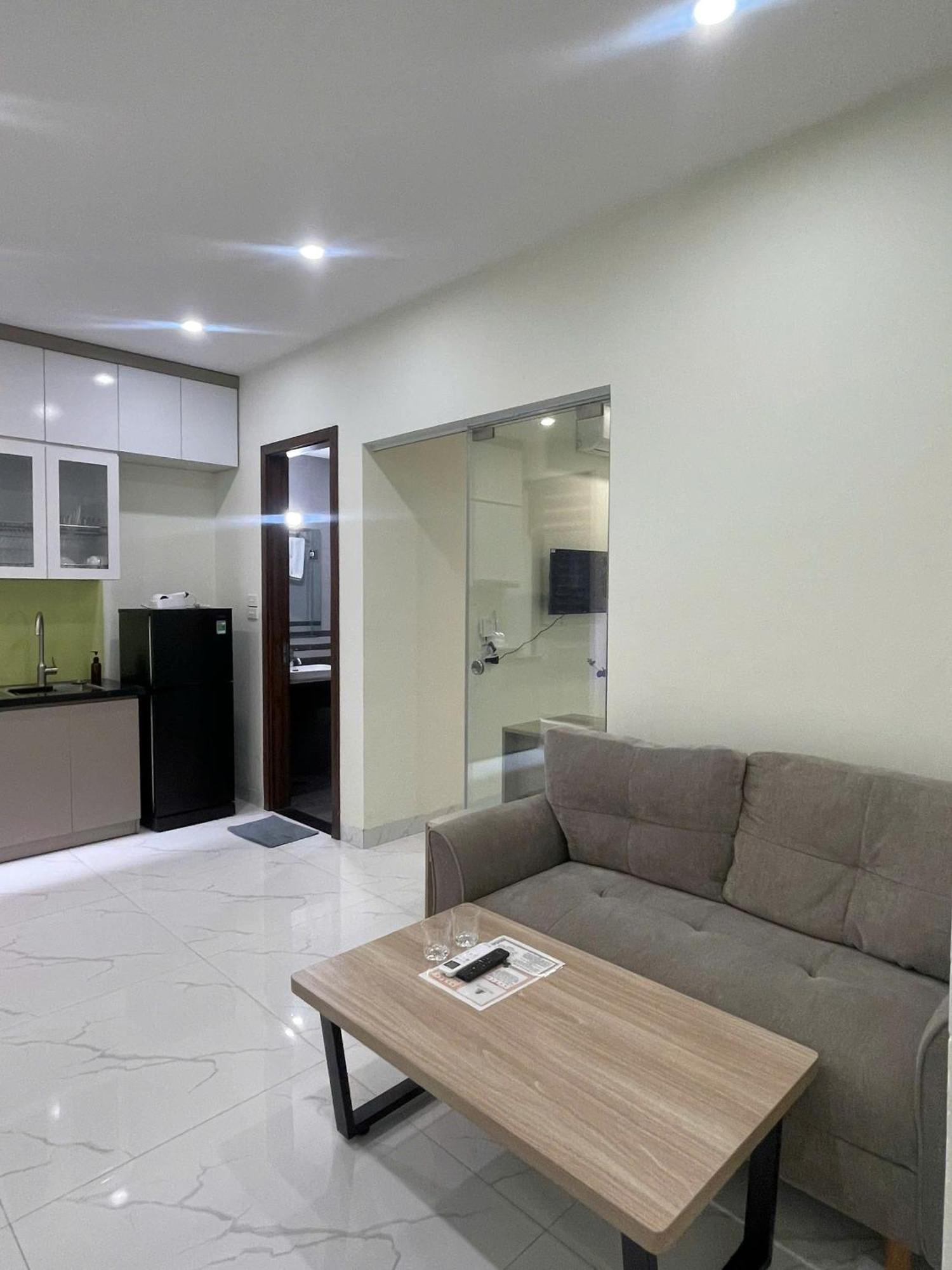 Era Apartment Xuan Thuy ハノイ市 エクステリア 写真